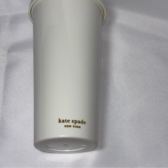 Kate Spade New York Miss to Mrs White 20 oz Tumbler White and Gold - Picture 3 of 9